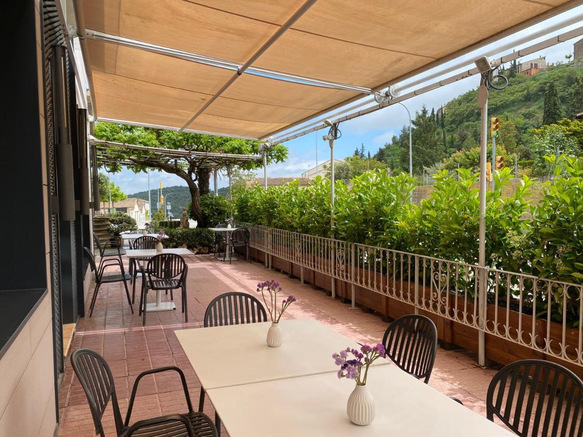 Hostal Restaurant Roma Cubells Экстерьер фото